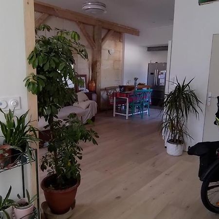 belle chambre sur terrasse à 3 min de la gare Bordeaux Extérieur photo