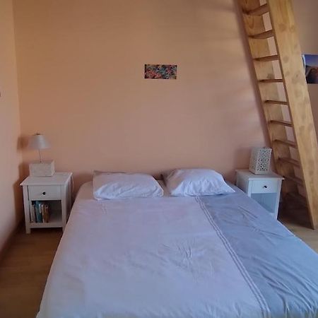 belle chambre sur terrasse à 3 min de la gare Bordeaux Extérieur photo